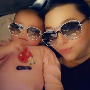 Meet your Posher, Rachel